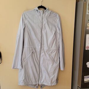The north face lightweight jacket medium silver